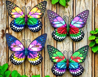 Decoración de jardín de metal de mariposa, arte de pared de metal al aire libre, decoración de mariposa colorida para jardín, decoración colgante de patio, decoración pintada de mariposa de hierro