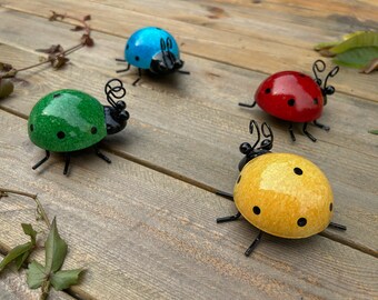 Ladybugs Garden Art Metal Decor , Insect Yard Art Lawn Ornaments,Ladybugs Outdoor Wall Decor,Fence decor,Garden Gifts for mom,Patio Decor