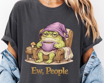 Funny Frog Shirt, Ew People Frog Graphic Tee, Sarcastic Introvert T-Shirt, Cute Meme Shirt, Comfort Colors Gift for Frog Lovers