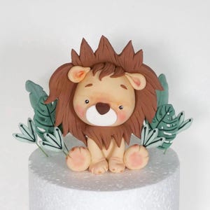 Lion Cake topper, Made of Fondant, Safari Animal Cake Topper , Jungle Animals figurine, lion baby shower or birthday party decoration