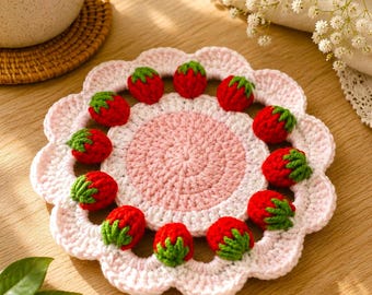 Patrón de posavasos de fresa a crochet en PDF en 4 idiomas, linda decoración de mesa estilo cottagecore, posavasos de fresa, patrón de crochet fácil, descarga digital