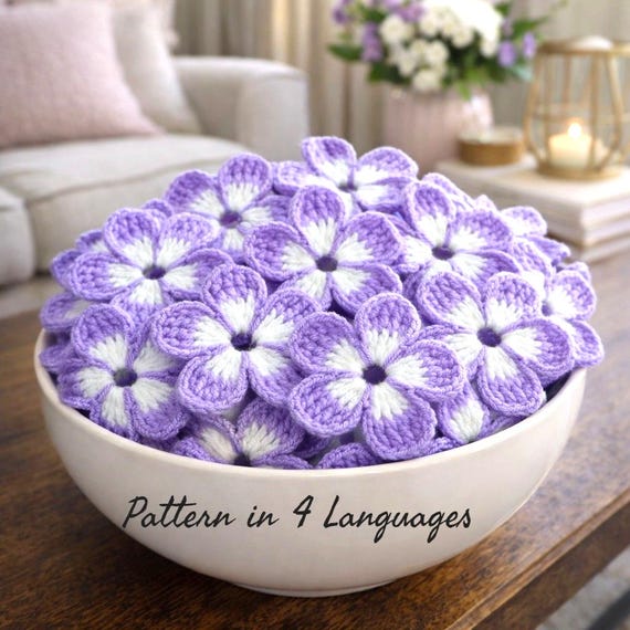 Crochet Flower Applique Pattern PDF – 5 Petal Floral Motif – Beginner Friendly – DIY Crochet Flowers – 4 Languages