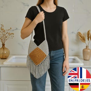 Easy Crochet Boho Fringe Bag Pattern - English German French Spanish