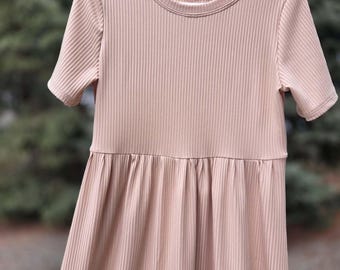Girls Solid Color Knit Dress