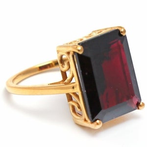 Unique Red Garnet Ring-Big Garnet Statement Ring For Bridesmaid, Huge 13 Carat Red Garnet Gold Ring-Emerald Cut Garnet Cocktail Ring