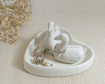 Couple Swan Ring Holder: Concrete Heart Trinket Dish