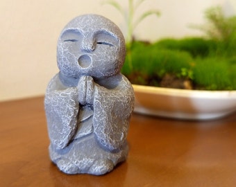 Mini estatua de hormigón de Jizo: figura de monje japonés hecha a mano (2,0")