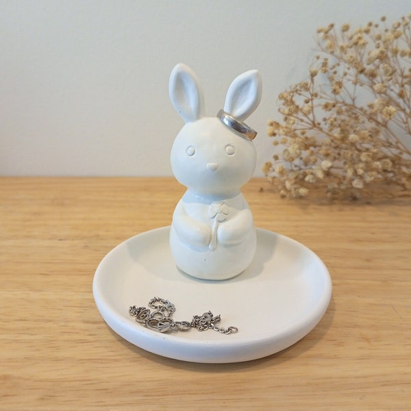 White Bunny Ring Holder - Cute Rabbit Ring Holder - Animal Ring Holder - Engagement Wedding Ring Holder Dish - Unique Men Women Ring Dish