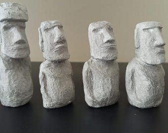 Mini Moai Statue Set – Easter Island Head Replicas – Handmade Stone-Look Figurines – Home Decor, Desk Ornament, Gift for History Lovers