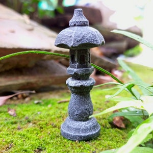 Miniature Stone Lantern Statue for Japanese-Inspired Garden - Relaxing Mini Zen Garden Design Oriental Ornaments - Zen Gifts for Her