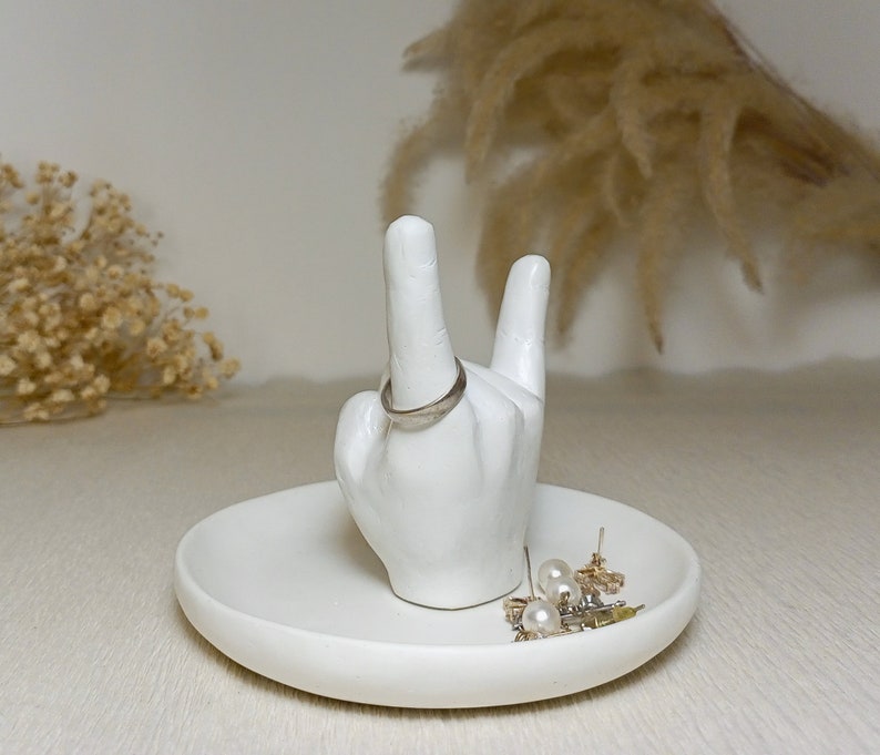 Hook ‘Em Sign ring holder and Jewellery Dish made from concrete, color white