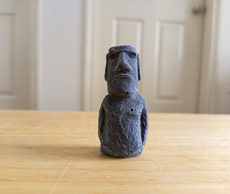 Concrete Moai Garden Statue Miniature Moai Statue Monolithic Statues of