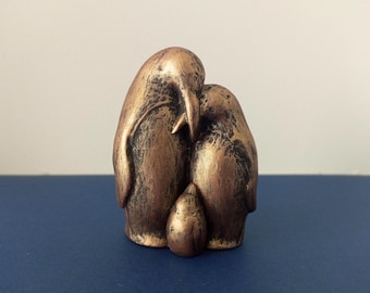 Penguin Family Statue Bronze Finish | Modern Decorative Figurine for Home, Desk, or Shelf, | Animal Lover Gift | Anniversary Gift