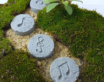 Musical Note Round Concrete Garden Stepping Stones - Miniature Stone Walkway Fairy Garden - Decorative Stepping Stones - Set of 5