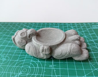 Estatua azteca de Chacmool: Homenaje histórico en cemento - Dios azteca