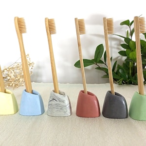 Modern Concrete Toothbrush Holder: Minimalist Bathroom Decor