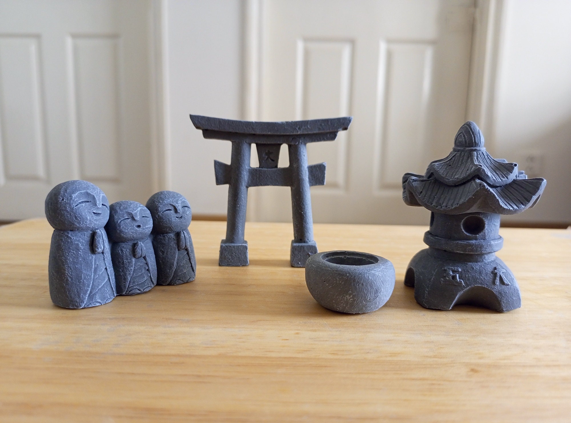 Miniature Zen Garden Set: Pagoda, Lantern, Torii Gate, Jizo Statue