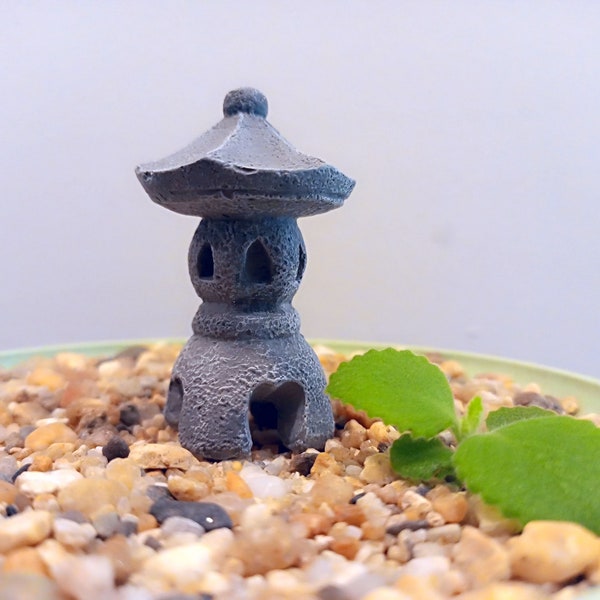 Miniature Stone Lanterns for Mini Zen Garden Design - Japanese-Inspired Fairy Garden Stone Pagoda - DIY Oriental Ornaments - Zen Gifts