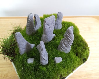 Miniature Craigh Na Dun Stone Circle - Outlander Fairy Garden Miniature Stones - Replica Standing Stones For your Fairy Garden