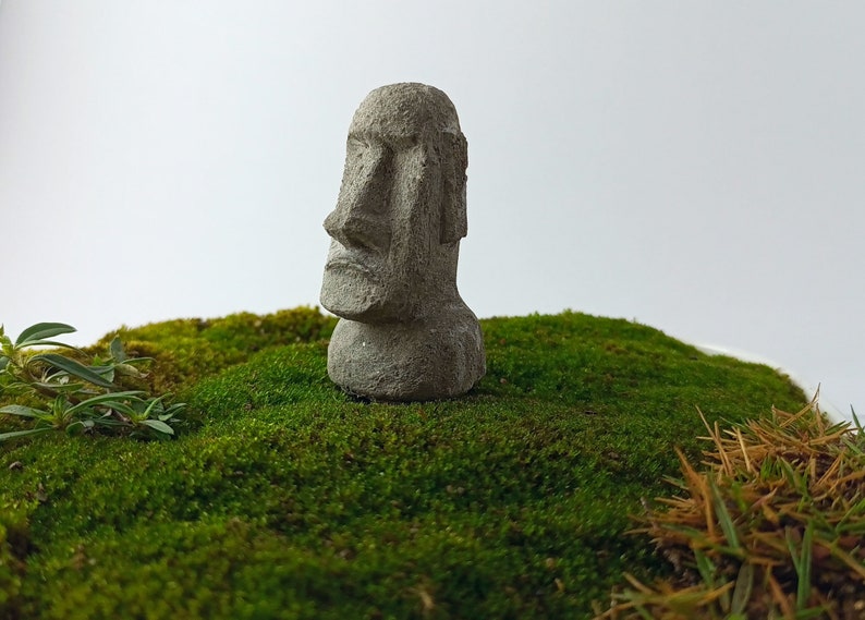 Miniature Moai Statue Concrete Moai Garden Statue Easter Etsy