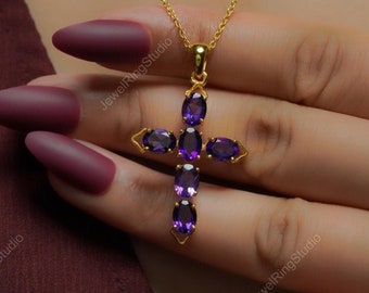 Collar con colgante de cruz de amatista / Collar religioso / Joyería con piedra natal de febrero / Regalo cristiano para ella / Colgante de amatista africana