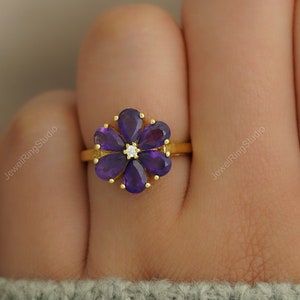 African Amethyst Ring | Gold Floral Ring | February Birthstone Jewelry | Purple Gemstone Ring | Gift for Her | Handmade Ring | Amethyst