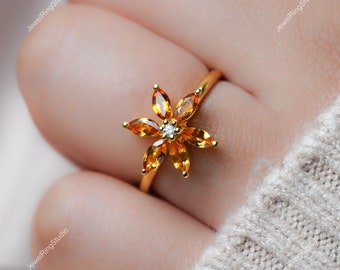Citrine Ring, Yellow Gemstone Ring, November Birthstone Ring, Dainty Citrine Ring, Anniversary Ring, Citrine Sterling Silver Ring
