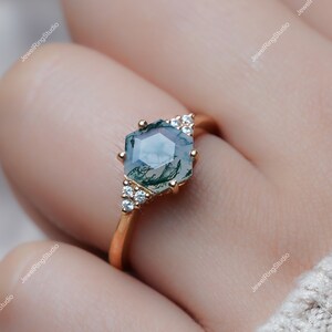 Hexagon Moss Agate Ring | Moss Agate Engagement Ring with Side Stones | Boho Nature-Inspired Wedding Ring | Unique Gemstone Ring