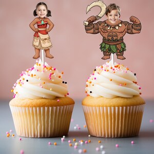 Vaiana Clipart Anpassade Lägg till ditt ansikte Foto PNG Canva Redigerbar Födelsedagsfest DIY Cupcake Topper Mall Ladda ner Digital Fil Vaiana Moui bild 4