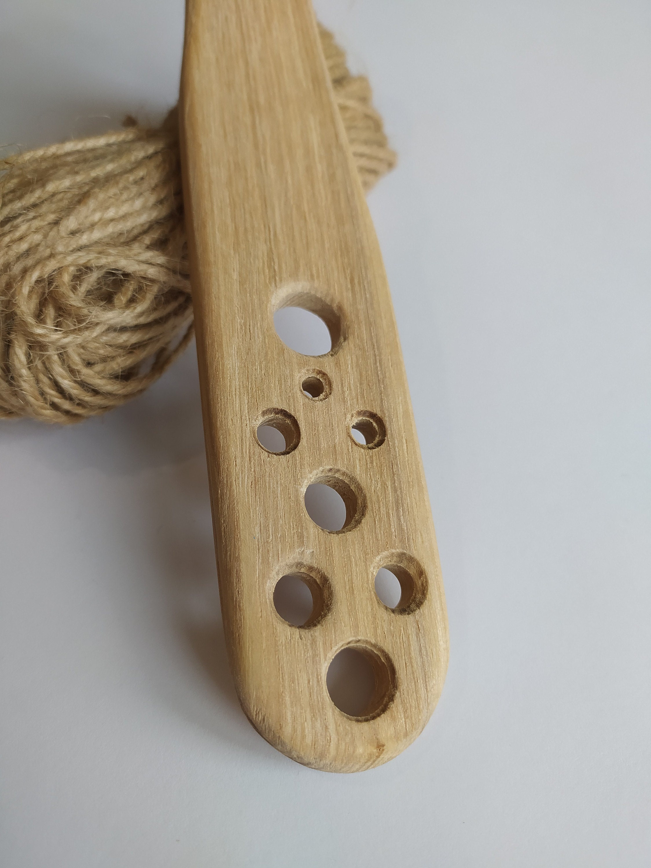 Spinning Diz With 8 Holes for Wool Roving. Spinning Yarn. Carding. Diz to Make Roving. Wool Diz