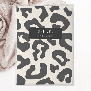 C: U-Heft + Impfpasshülle -Leo leopardenmuster anthrazit beige baby geschenk Geburt personalisiert Schutzhülle schwangerschaft junge boy