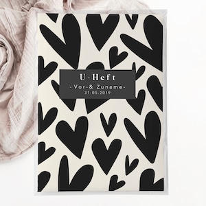 C: U-Heft + Impfpasshülle - Herzen schwarz beige baby kind mädchen junge schutzhülle personalisiert mit namen geschenk geburt babyparty