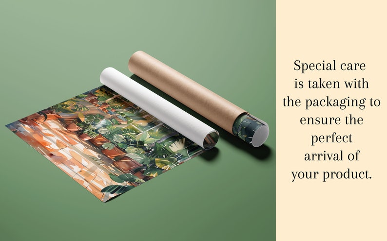 Puede incluir: Una impresi&oacute;n en acuarela de una pared de ladrillos y exuberantes plantas verdes, parcialmente enrollada y empaquetada en un tubo blanco y marr&oacute;n. La impresi&oacute;n est&aacute; sobre una superficie verde. El texto a la derecha dice: "Se tiene especial cuidado con el embalaje para asegurar la llegada perfecta de su producto."