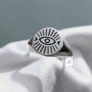 Sterling Silver Evil Eye Signet Ring – Third Eye Protection Jewelry, Minimalist Statement Ring, Masonic Spiritual Symbol Gift for Him & Her