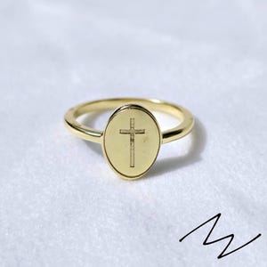 CROSS RING , Heirloom Cross Ring, Christian Jewelry Gifts, Scripture Ring, Faith Ring, Christian Gift, Jesus Ring, Oval Cross Ring In Gold