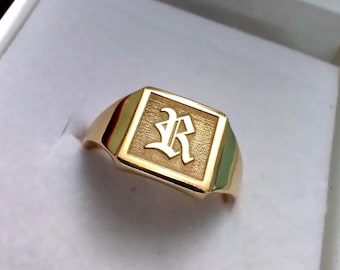 Rectangle Signet Ring Men Gold Square Ring Trendy Gift For Him Unisex Minimalist Men Jewelry, Personalized Old English Custom Initial Rings