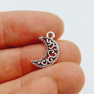 5 Crescent Moon Charms (Silver tone, framed luna moon goth witch) - C24A