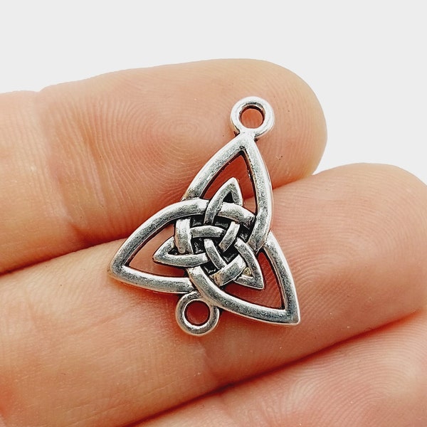 5 Celtic Knot Connector Charms in Silver Tone (Triquetra charm celtic Irish pagan druid druiddess magick knot weaving faith jewelry ) - G19B