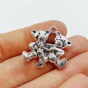 Teddy Bear Family Charm in Silver Tone (Teddybear pluche doll good night sleep cuddle bear pendant gift) - H22A