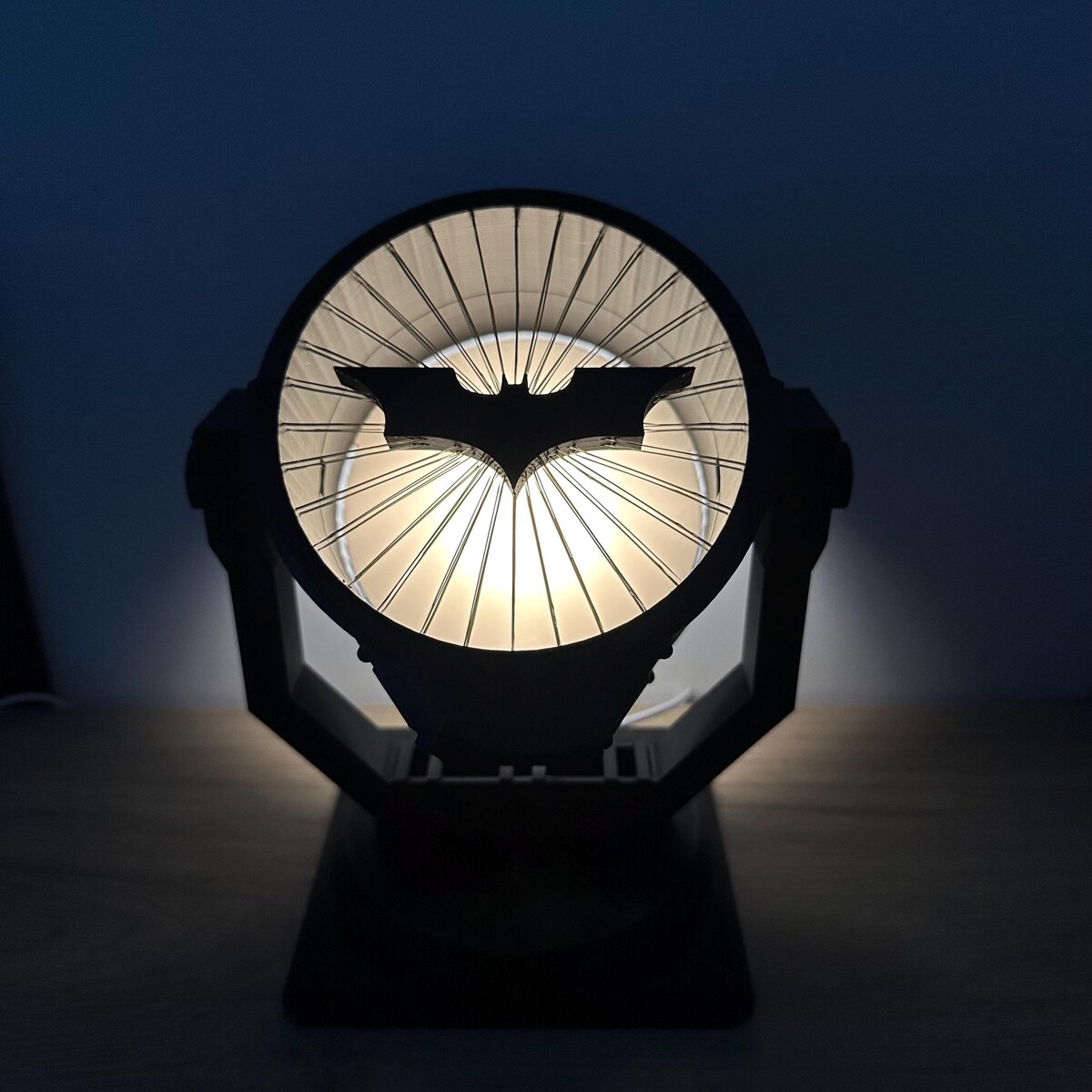 Batsignal DC Lamp - Etsy