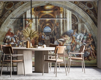 Può includere: Un grande murale che raffigura un dipinto classico del Rinascimento con un interno architettonico e figure, tra cui un cavaliere su un cavallo bianco. Davanti al murale c'è un tavolo rotondo in legno chiaro con quattro sedie abbinate.