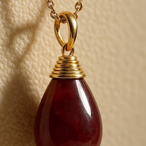 Carnelian Teardrop Pendant Necklace: Healing Crystal Jewelry | Courage & Creativity Stone | Spiritual Gift