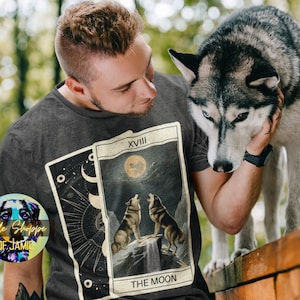 Siberian Husky and Alaskan Malamute tarot Halloween shirt dog lover gift witch gift tarot reader gift Moon tarot card wicca shirt divination