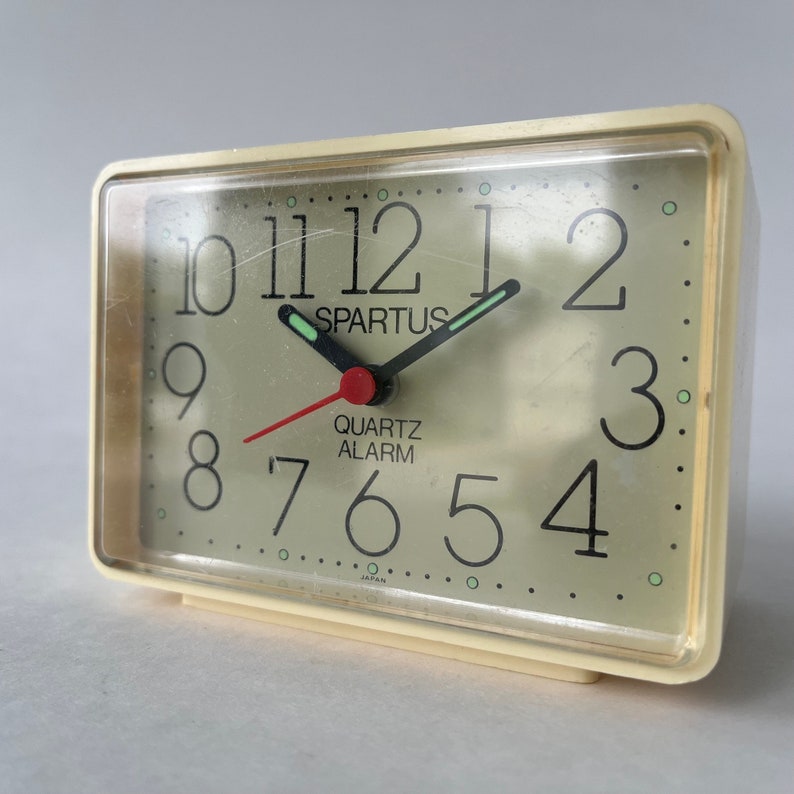 Vintage Spartus Quartz Alarm Clock Retro Battery Powered Etsy