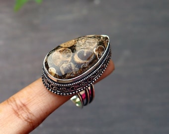 Beautiful Turritella Agate Ring/ 9 US Size Ring/ Big Agate Ring/ Silver Plated Ring/ Vintage Turritella Agate Ring/ Large Agate Ring