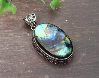 Labradorite Necklace/ Blue Fire Laborite Pendant/ Silver Plated Pendant/ Vintage Pendant/ Large Laborite Pendant/ Big Labradorite Necklace!