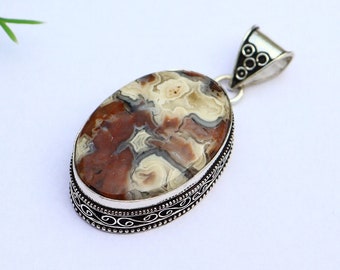 Crazy Lace Agate Necklace/ Red Crazy Lace Agate Pendant/ Silver Plated Pendant/ Vintage Pendant/ Large Agate Pendant/ Big Red Agate Necklace