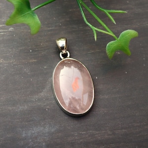 Gorgeous Rose Quartz Pendant/925 Sterling Silver Pendant/Rose Quartz Necklace/Rose Quartz Silver Pendant/Pink Quartz Pendant/Quartz Pendant