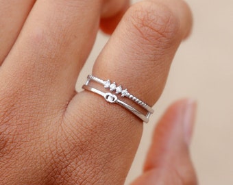 Sterling Silver White Topaz Ring/ Engagement Ring/ White Topaz Ring/ 6 US 925 Sterling Silver/ Solitaire Ring/ Minimalist White Topaz Ring