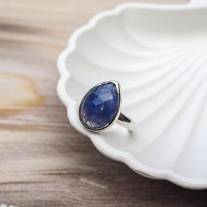 Sterling Silver Amethyst Ring/ 925 Sterling Silver Ring/ Amethyst Ring/ Handmade Amethyst Gemstone Ring/ Amethyst Silver Ring/Statement ring